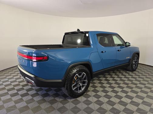 Rivian Blue 2023 Rivian R1T Adventure Quad Motor Large Pack