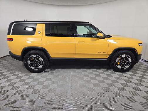 2023 Rivian R1S Launch Edition