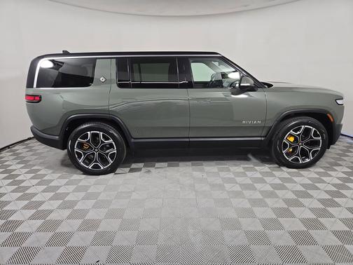 2022 Rivian R1S Launch Edition