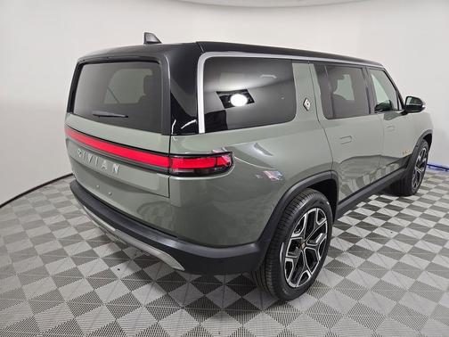 2022 Rivian R1S Launch Edition