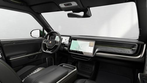 Forest Green paint 2026 Rivian R1T R1T Dual Max Battery