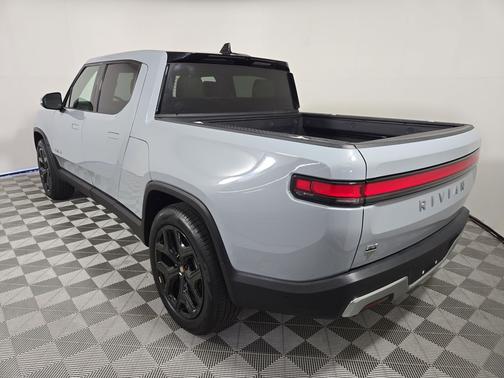 2023 Rivian R1T Adventure Package