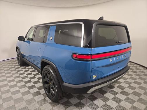 2022 Rivian R1S Launch Edition
