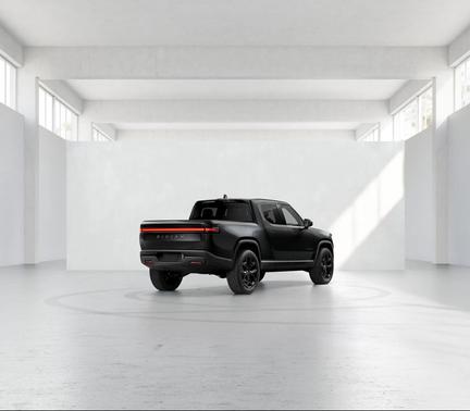 Midnight paint 2026 Rivian R1T R1T Dual Max Battery