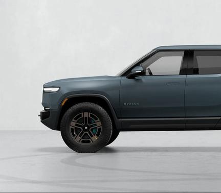 Storm Blue paint 2026 Rivian R1T Quad Motor Max Pack