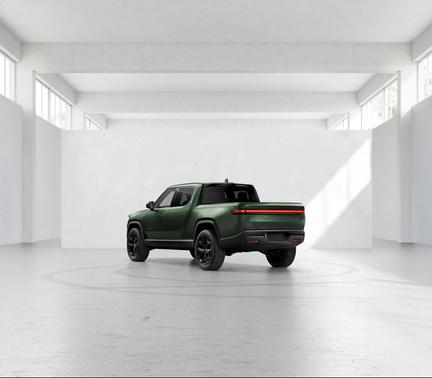 Forest Green paint 2027 Rivian R1T R1T Premium Max Battery