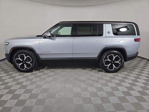 LA Silver 2024 Rivian R1S Adventure Quad Motor Large Pack