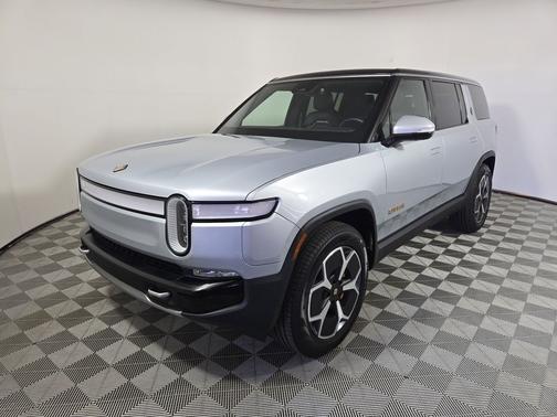 LA Silver 2024 Rivian R1S Adventure Quad Motor Large Pack