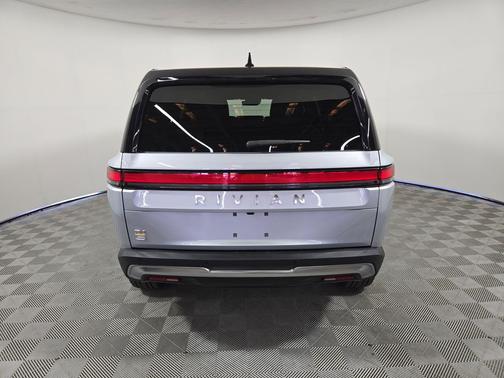 LA Silver 2024 Rivian R1S Adventure Quad Motor Large Pack