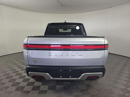 2023 Rivian R1T Adventure Quad Motor Large Pack