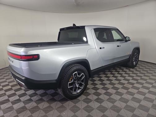 2023 Rivian R1T Adventure Quad Motor Large Pack