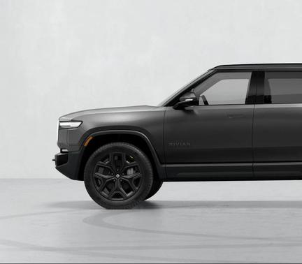 Half Moon Grey 2026 Rivian R1S R1S Dual Max Battery