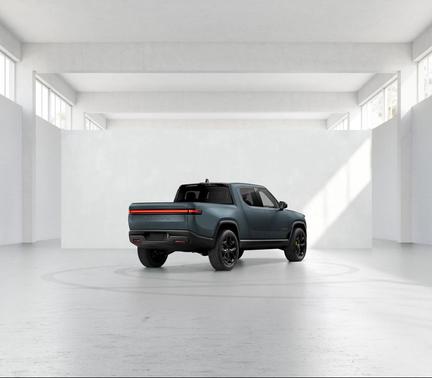Storm Blue paint 2027 Rivian R1T Performance