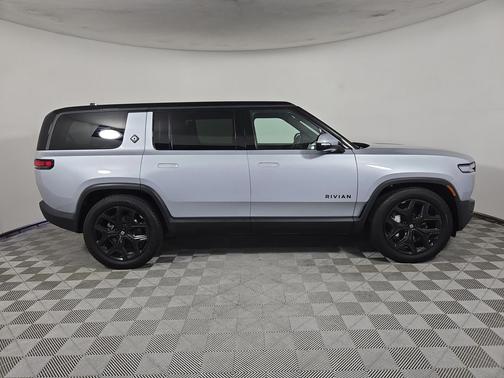 LA Silver paint 2025 Rivian R1S Adventure trim