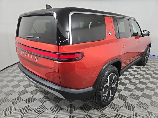 Red Canyon 2024 Rivian R1S Adventure Quad Motor Large Pack