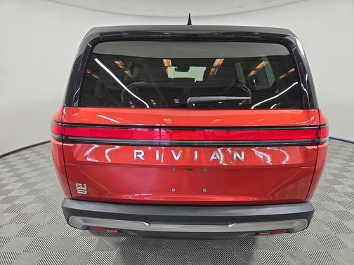 Red Canyon 2024 Rivian R1S Adventure Quad Motor Large Pack