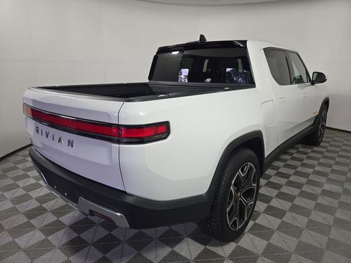 2023 Rivian R1T Adventure Quad Motor Large Pack
