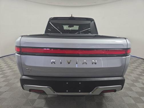 2024 Rivian R1T Adventure Package