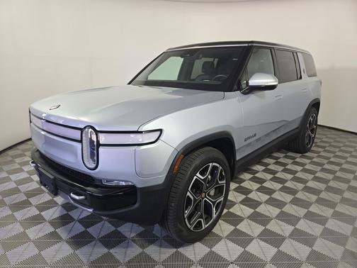 LA Silver 2024 Rivian R1S Adventure Package