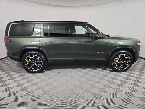 2022 Rivian R1S Launch Edition