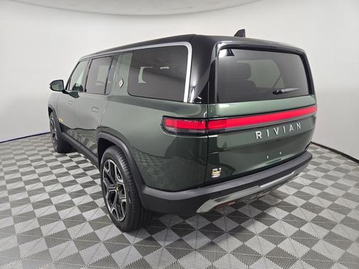 2022 Rivian R1S Launch Edition