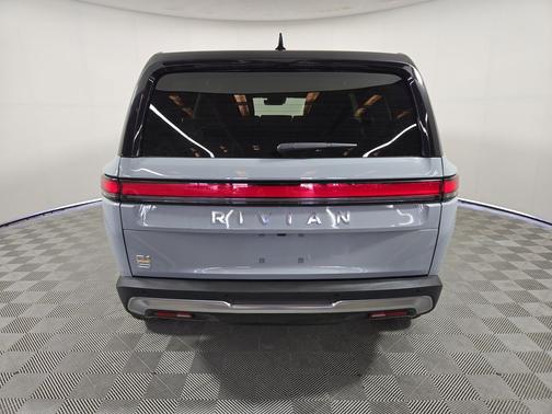2023 Rivian R1S Adventure