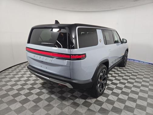 Limestone 2024 Rivian R1S Adventure Quad Motor Large Pack