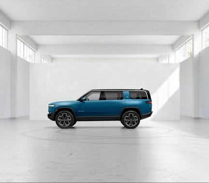 Rivian Blue exterior paint 2027 Rivian R1S R1S Premium Max Battery