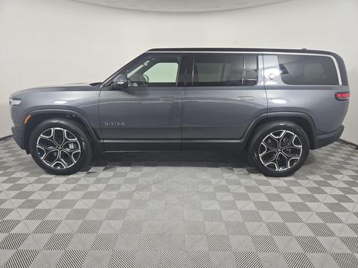 El Cap Granite paint 2025 Rivian R1S Adventure trim