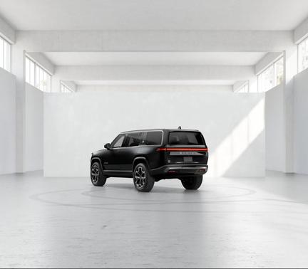 Midnight paint 2026 Rivian R1S Dual Motor Large Pack
