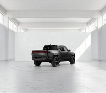 Half Moon Grey 2027 Rivian R1T R1T Premium Max Battery