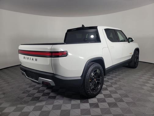 2023 Rivian R1T Adventure Quad Motor Large Pack