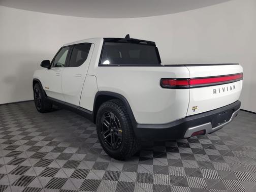2023 Rivian R1T Adventure Quad Motor Large Pack