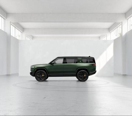 Forest Green paint 2027 Rivian R1S Performance
