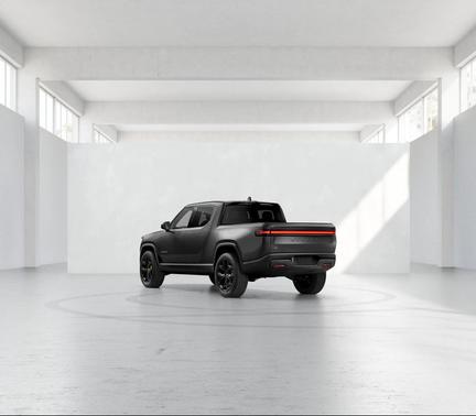 Half Moon Grey 2026 Rivian R1T Tri Motor Max Pack