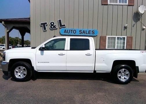 Iridescent Pearl Tricoat 2017 Chevrolet Silverado 1500 1LT