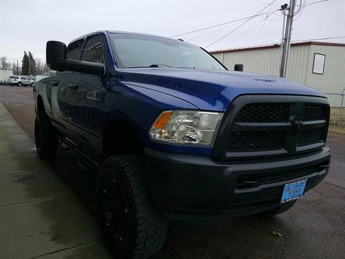 2016 RAM 2500 Tradesman 4X4 CREW CAB SB