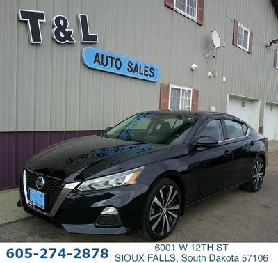 Super Black 2020 Nissan Altima 2.5 SR