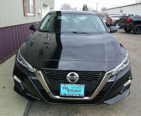 Super Black 2020 Nissan Altima 2.5 SR