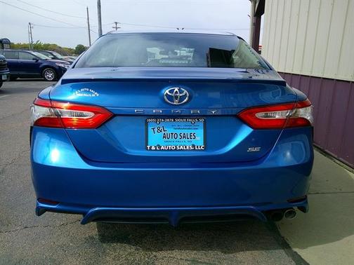 2019 Toyota Camry SE