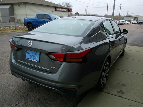 2019 Nissan Altima 2.5 SR