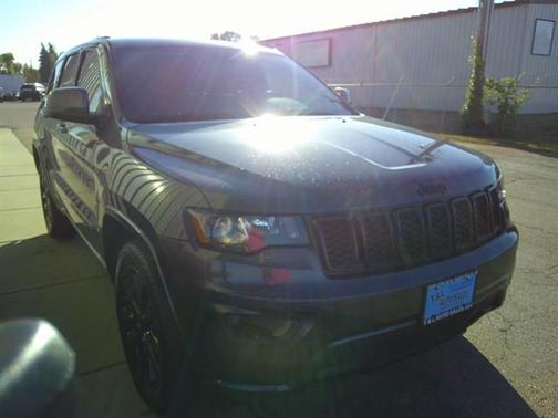 2019 Jeep Grand Cherokee Altitude
