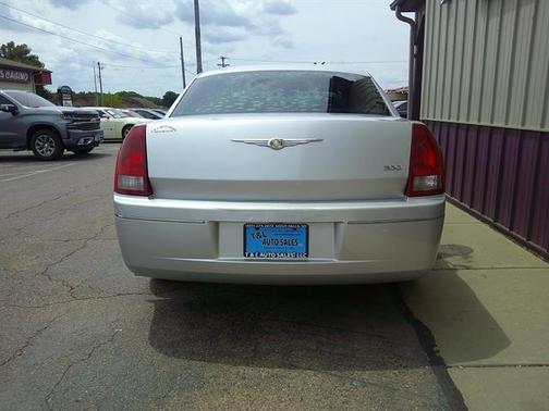 2006 Chrysler 300 Base