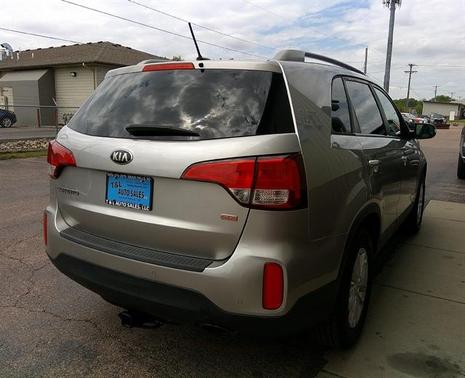 Satin Metal 2015 Kia Sorento LX