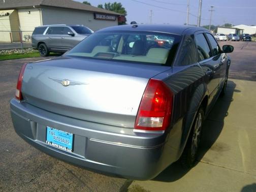 2007 Chrysler 300 Limited