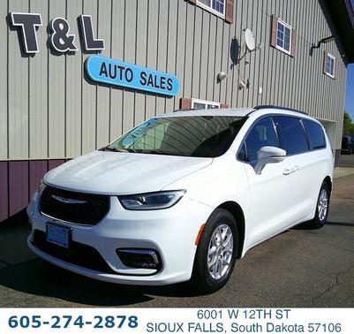 2022 Chrysler Pacifica Touring L
