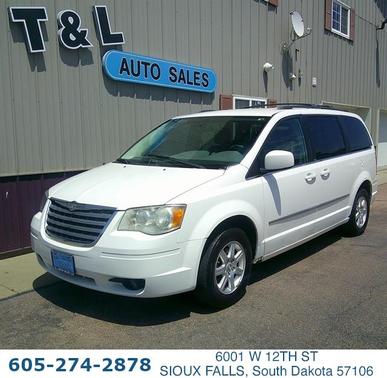 2010 Chrysler Town & Country Touring