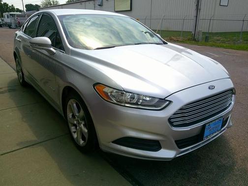 2014 Ford Fusion Hybrid SE