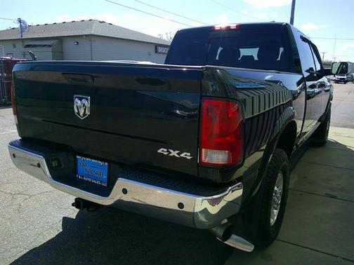 2012 RAM 2500 Laramie 4X4 MEGA CAB