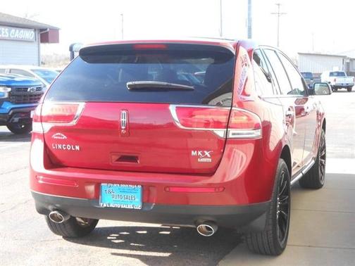 RED 2014 Lincoln MKX Base